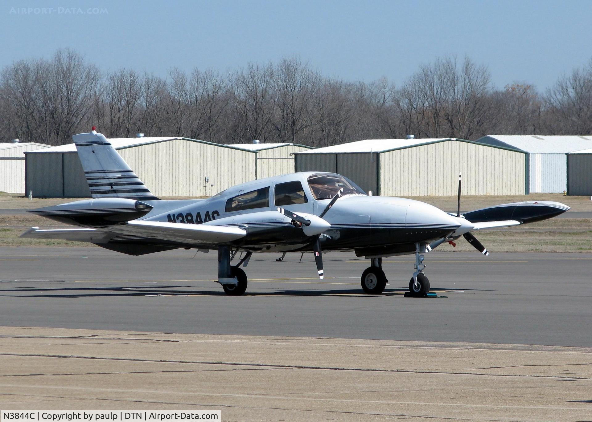 N3844C, 1977 Cessna 310R C/N 310R1238, At Downtown Shreveport.