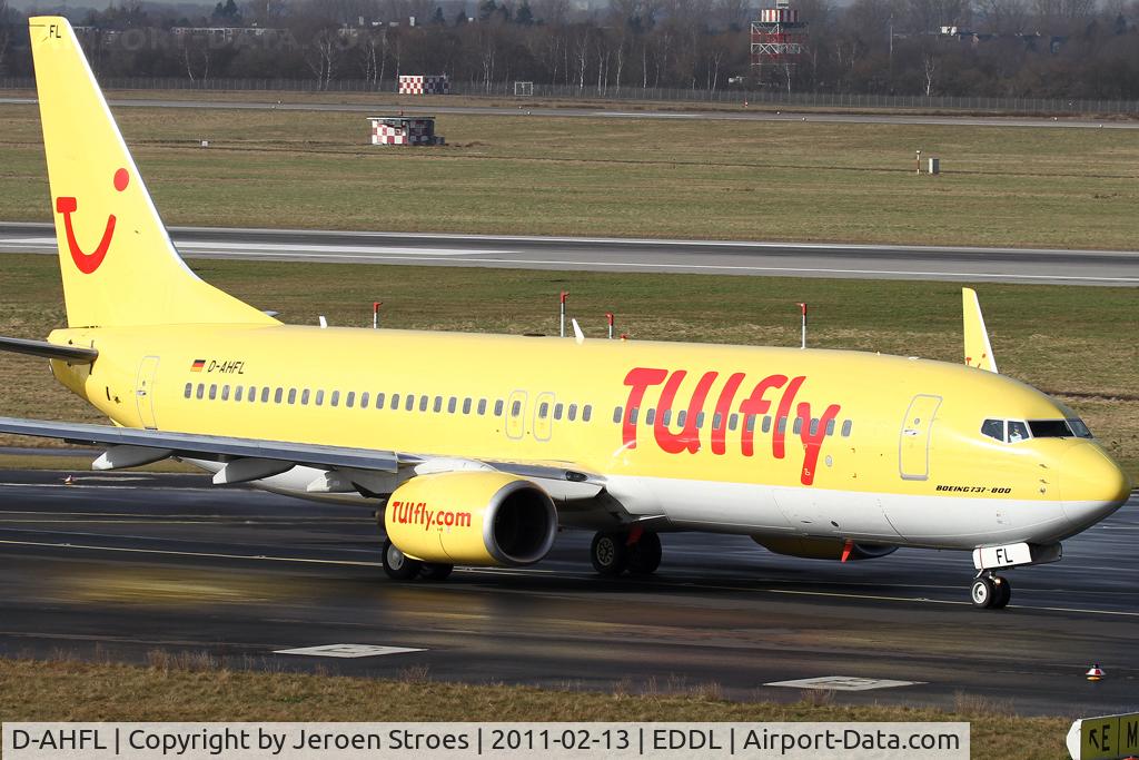 D-AHFL, 2000 Boeing 737-8K5 C/N 27985, .