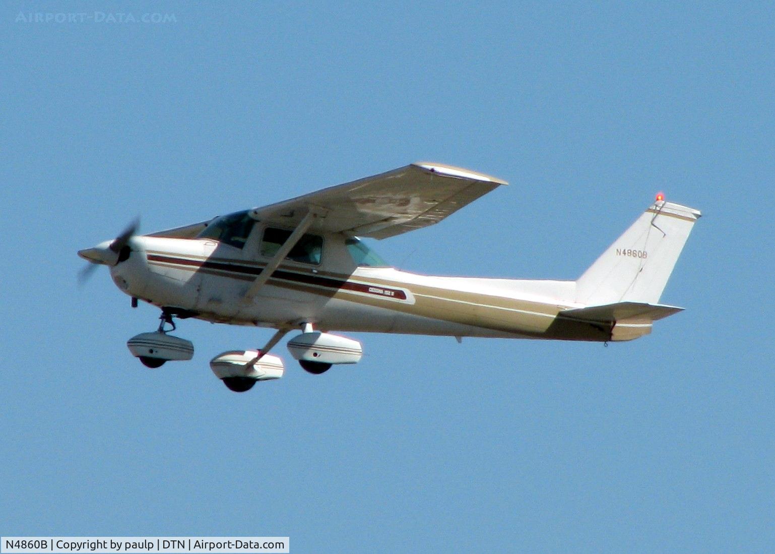N4860B, 1979 Cessna 152 C/N 15283678, Off of Rwy 32 at Downtown Shreveport.