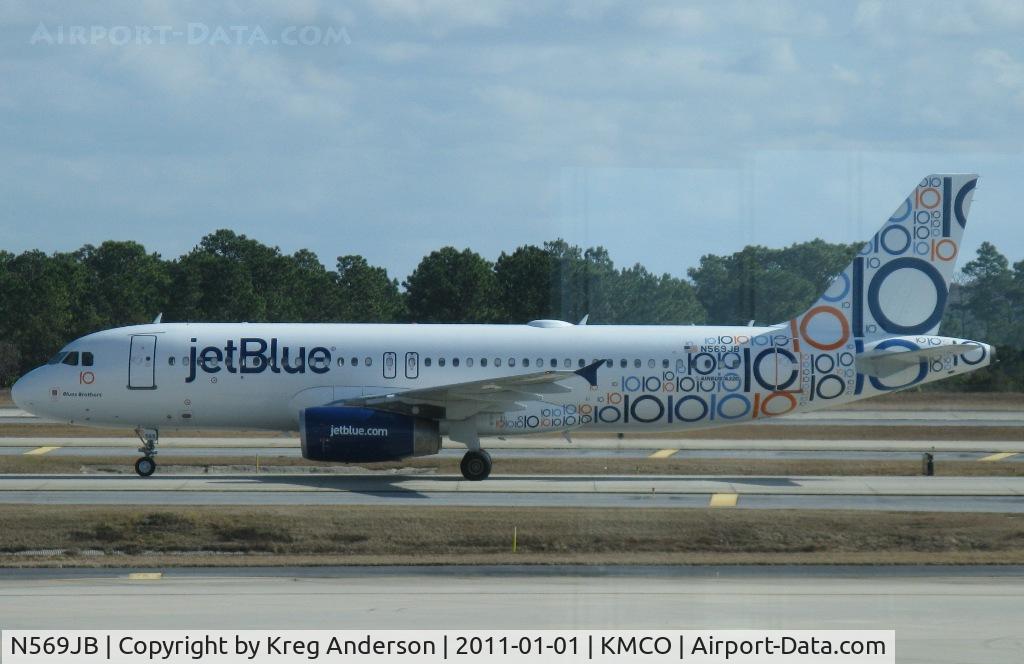 N569JB, 2003 Airbus A320-232 C/N 2075, jetBlue Airbus A320 taxiing after landing at MCO.