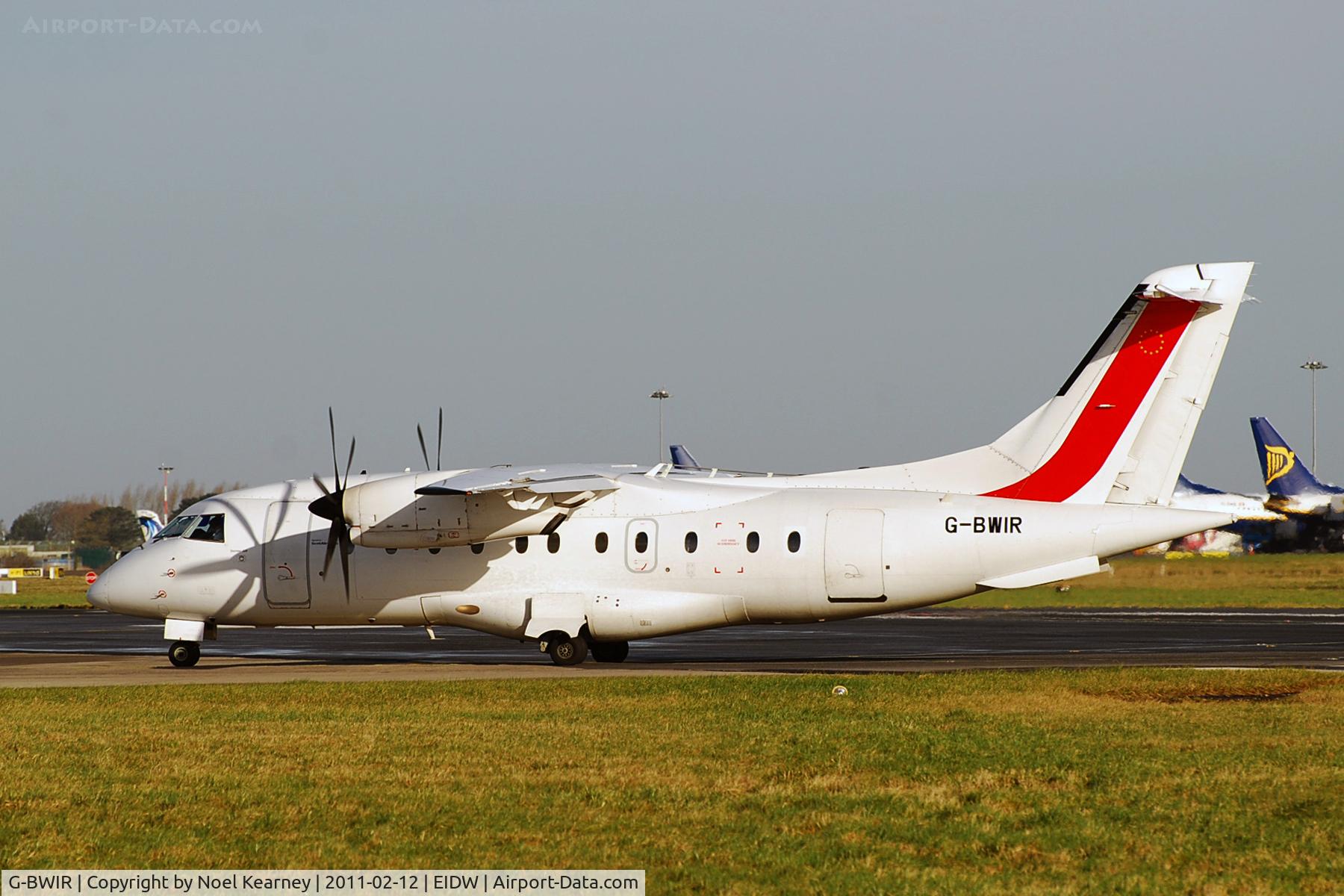 G-BWIR, 1995 Dornier 328-100 C/N 3023, Departing off Rwy 28, operating for Aer Arann.