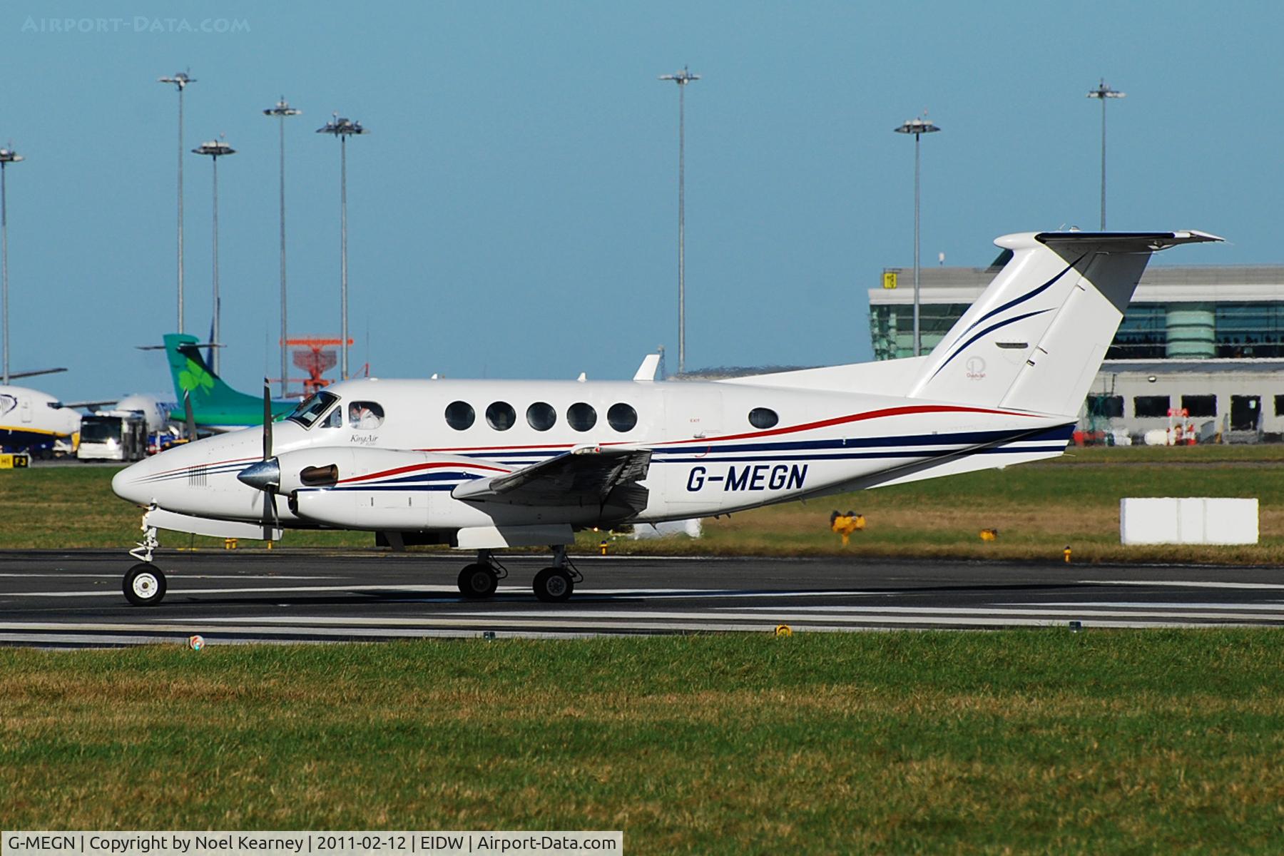 G-MEGN, 1995 Beech B200 Super King Air King Air C/N BB-1518, Departing off Rwy 28