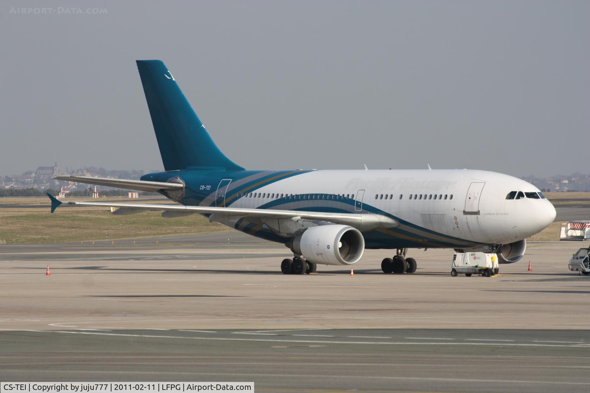 CS-TEI, 1989 Airbus A310-304 C/N 495, with-out marking