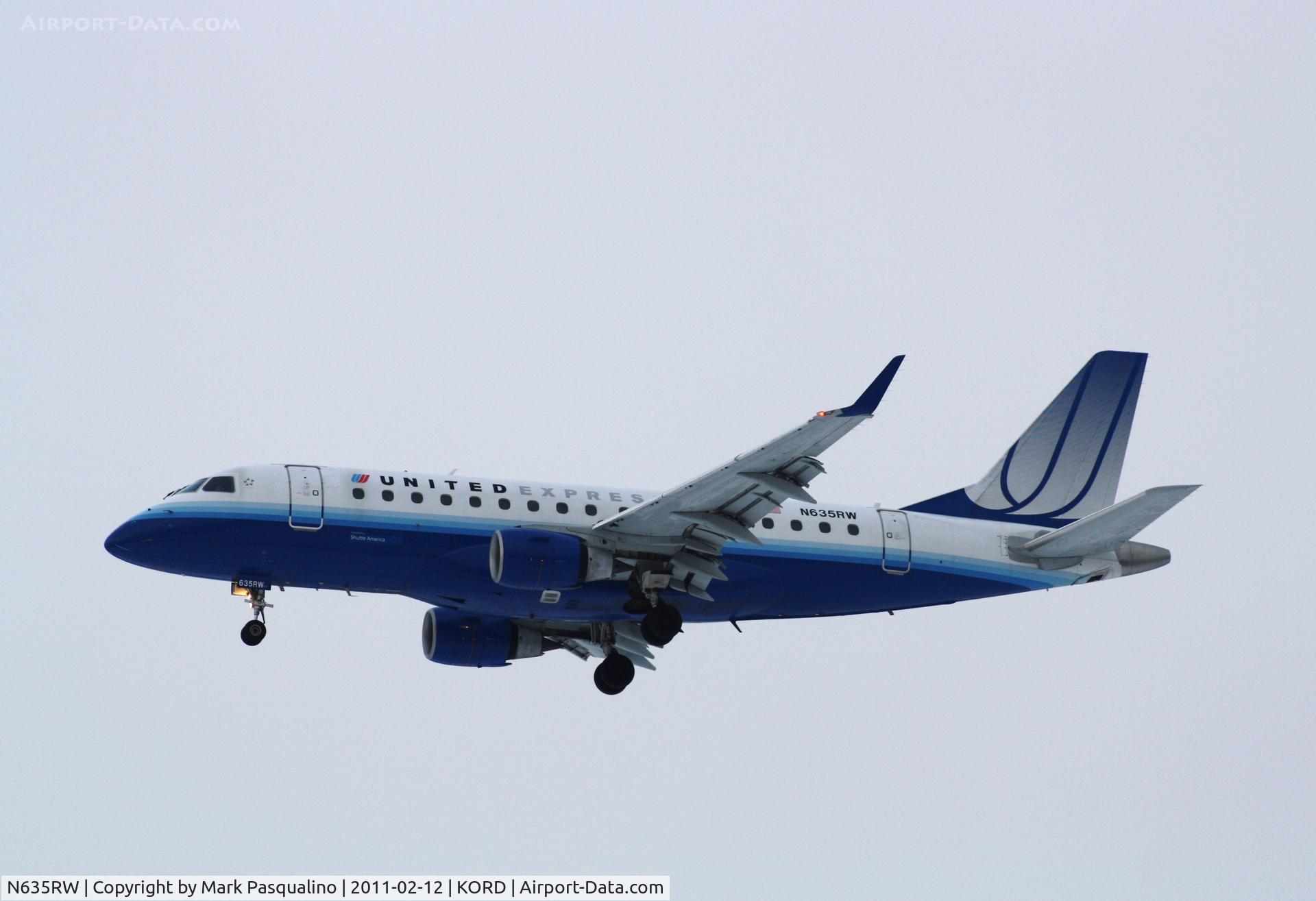 N635RW, 2004 Embraer 170SE (ERJ-170-100SE) C/N 17000056, ERJ 170-100 SE