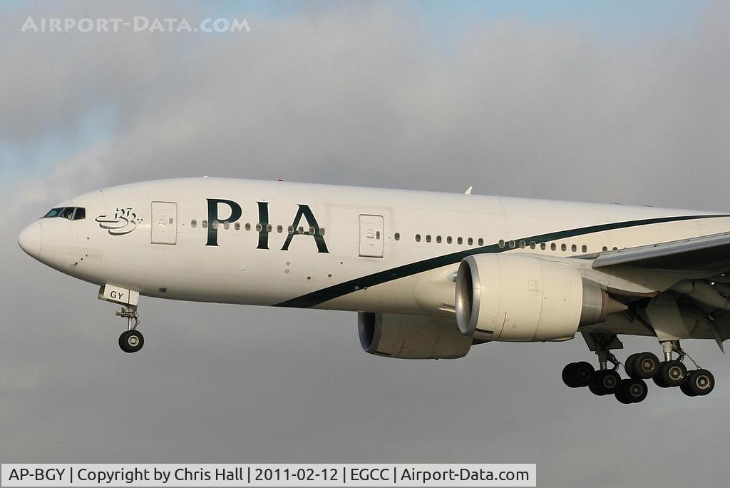 AP-BGY, 2005 Boeing 777-240/LR C/N 33781, PIA