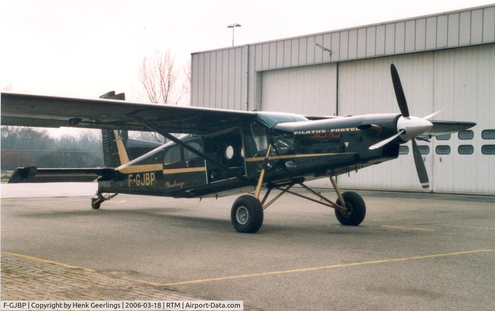 F-GJBP, Pilatus PC-6/B2-H4 Turbo Porter C/N 716, Flying for Para club