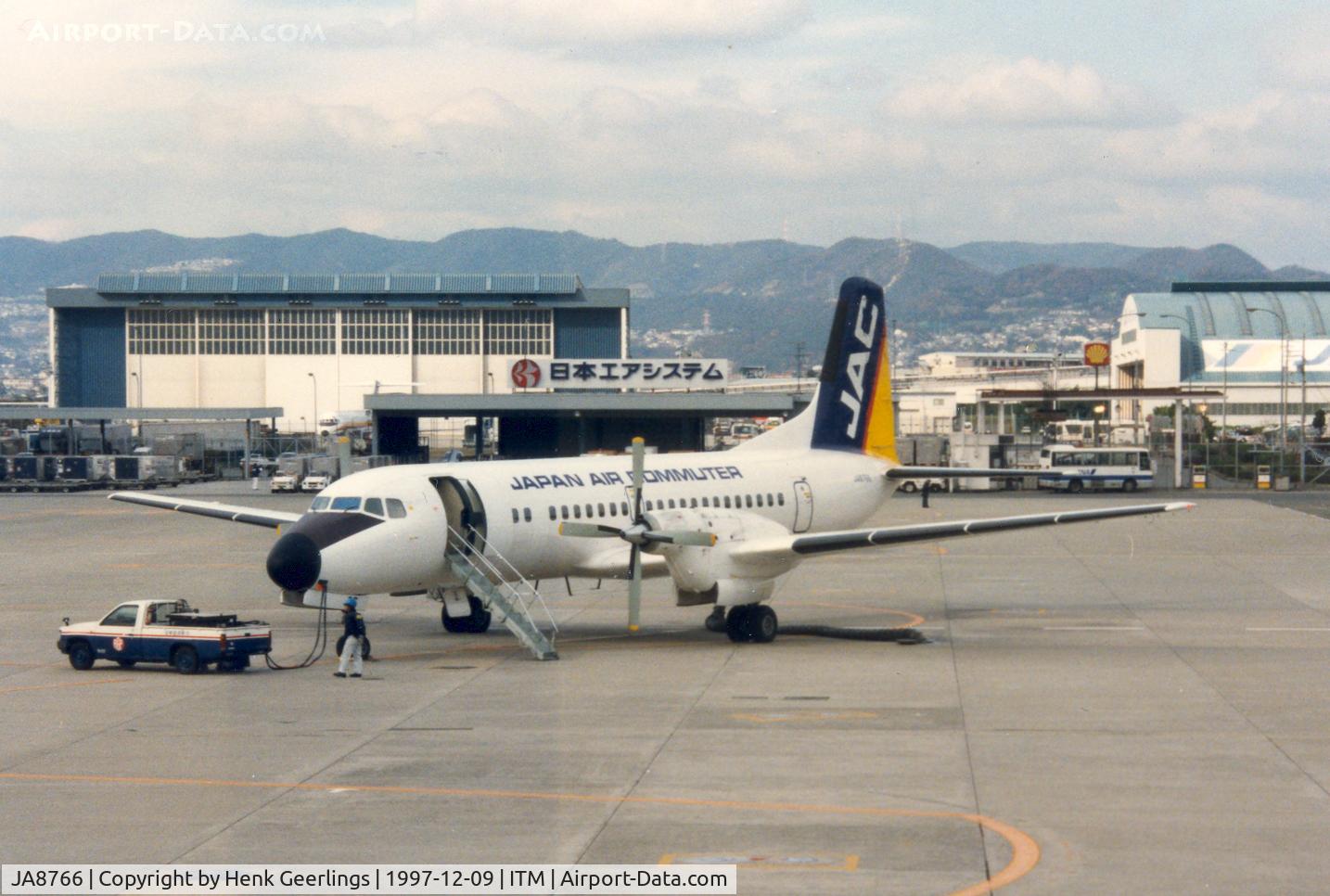 JA8766, 1970 NAMC YS-11A-500 C/N 2142, JAC - Japan Air Commuter