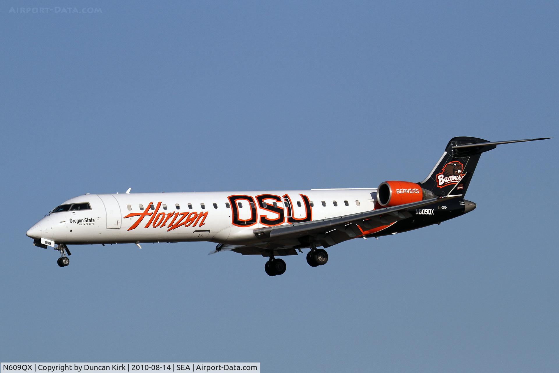 N609QX, 2001 Bombardier CRJ-701 (CL-600-2C10) Regional Jet C/N 10031, Soon to be gone