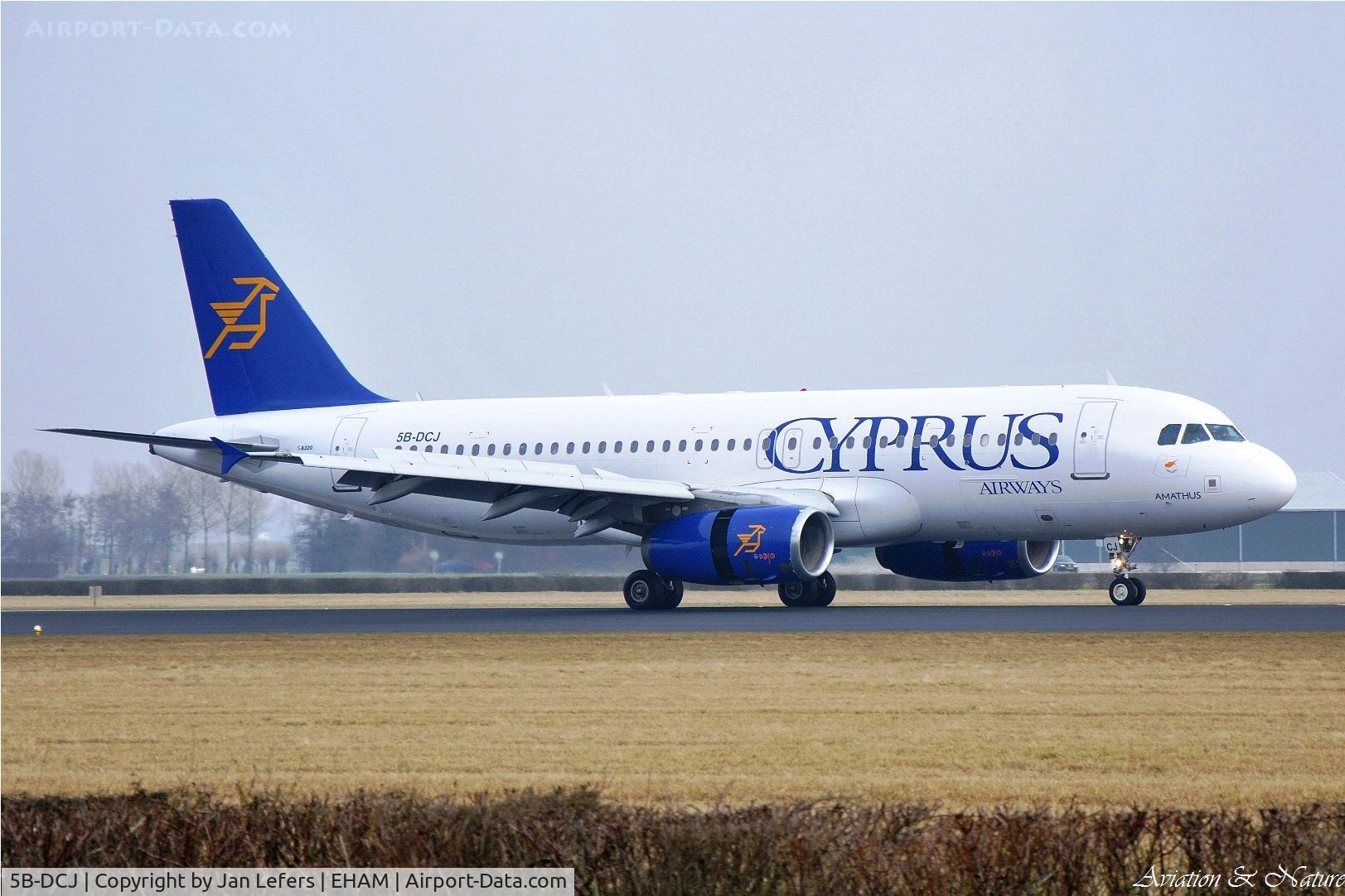 5B-DCJ, 2004 Airbus A320-232 C/N 2108, Landing on the Polderbaan