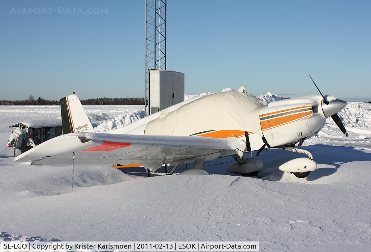 SE-LGO, 1977 American Aviation AA-5A Traveler C/N AA5A-0462, Snowy!