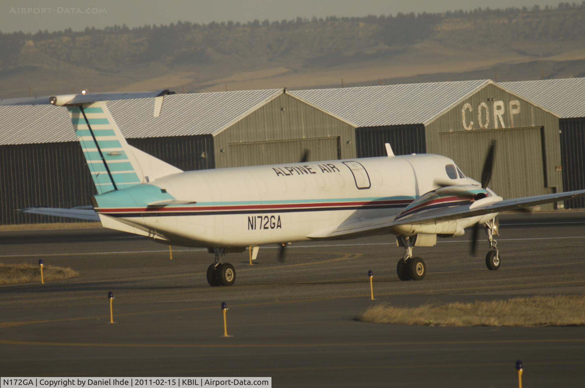 N172GA, Beech 1900C C/N UB-11, Alpine Air Beech 1900 at KBIL