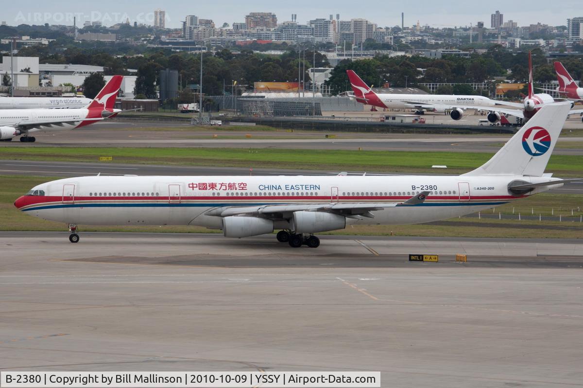 B-2380, 1996 Airbus A340-313 C/N 129, taxi to 34R
