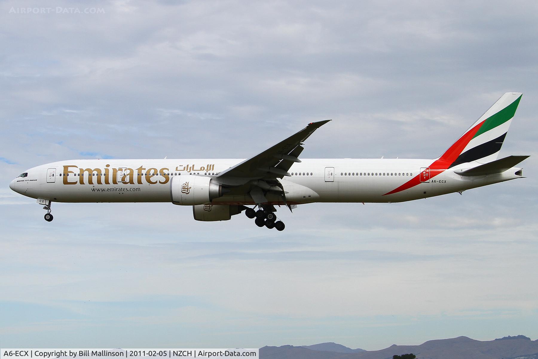 A6-ECX, 2009 Boeing 777-31H/ER C/N 38982, in to 02