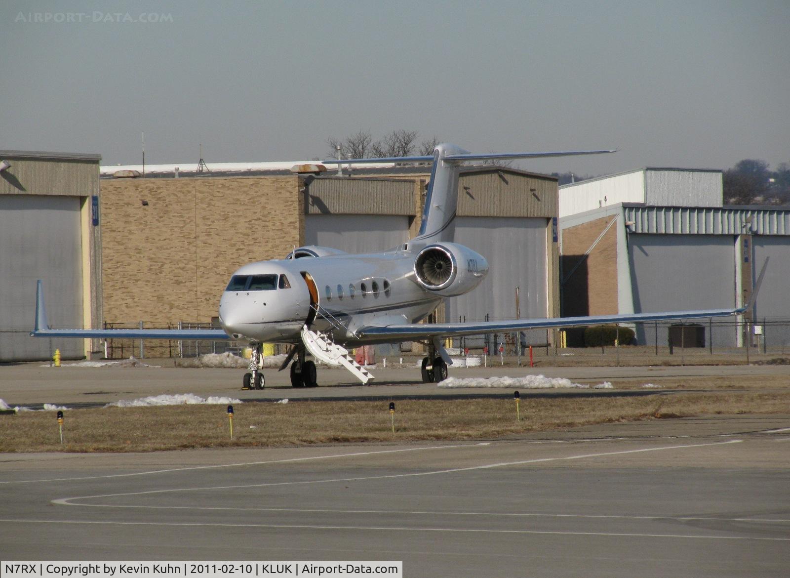 N7RX, 2005 Gulfstream Aerospace GIV-X (G450) C/N 4017, .