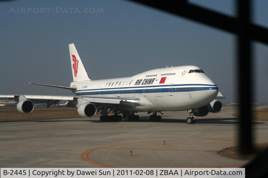 B-2445, Boeing 747-4J6 C/N 25882, 747