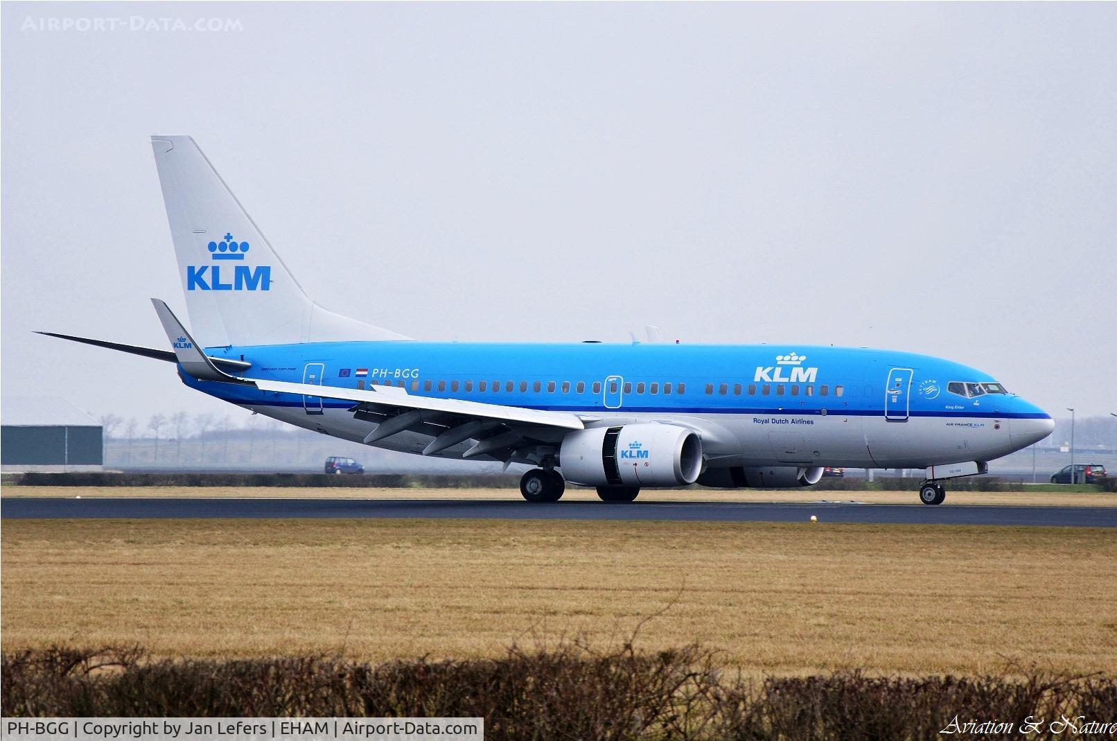 PH-BGG, 2009 Boeing 737-7K2 C/N 30367, Landing on the Polderbaan