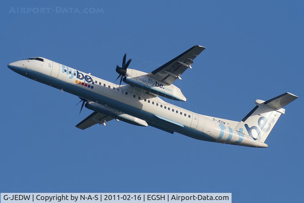 G-JEDW, 2004 De Havilland Canada DHC-8-402Q Dash 8 C/N 4093, Departing