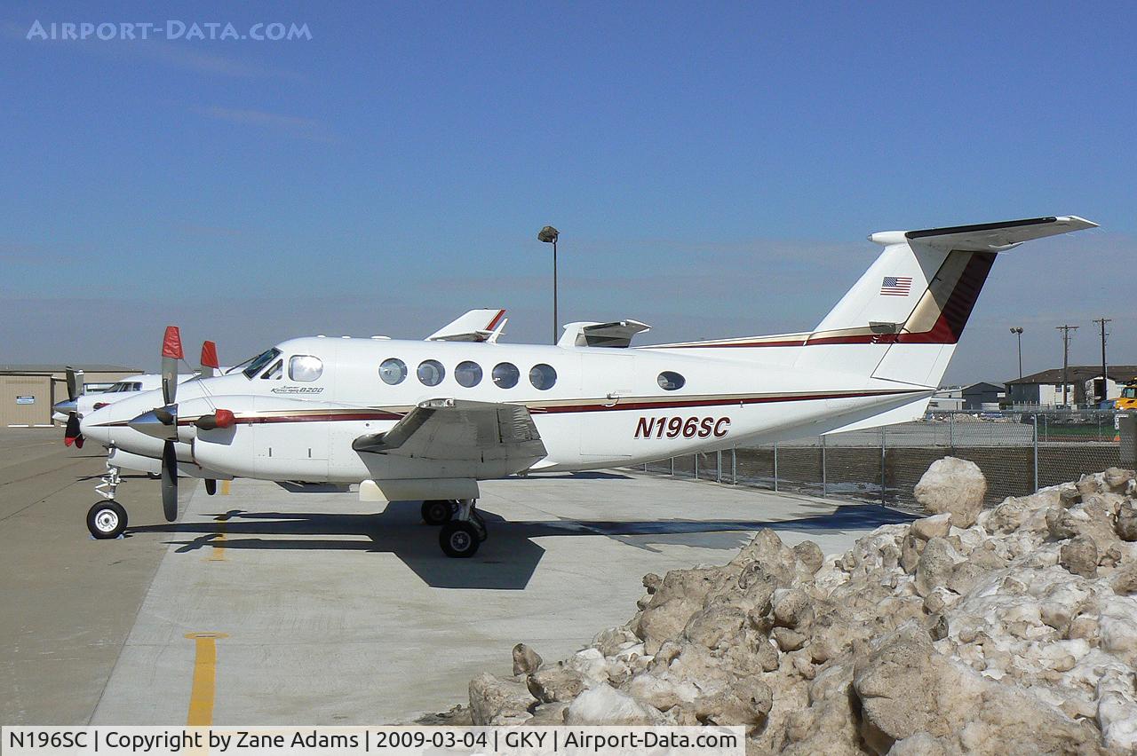 N196SC, 1996 Beech B200 King Air C/N BB-1525, At Arlington Municipal for Super Bowl XLV