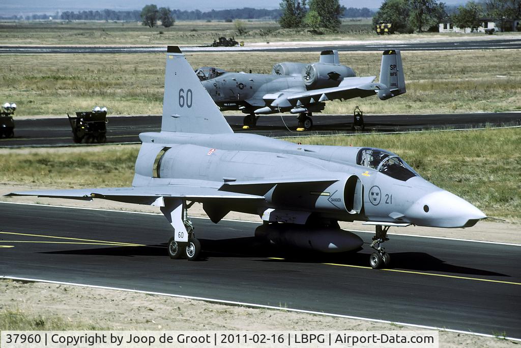 37960, Saab AJSF 37 Viggen C/N 37960, F21 was participating in the Co-operative Key exercise in the reconnaissance role.