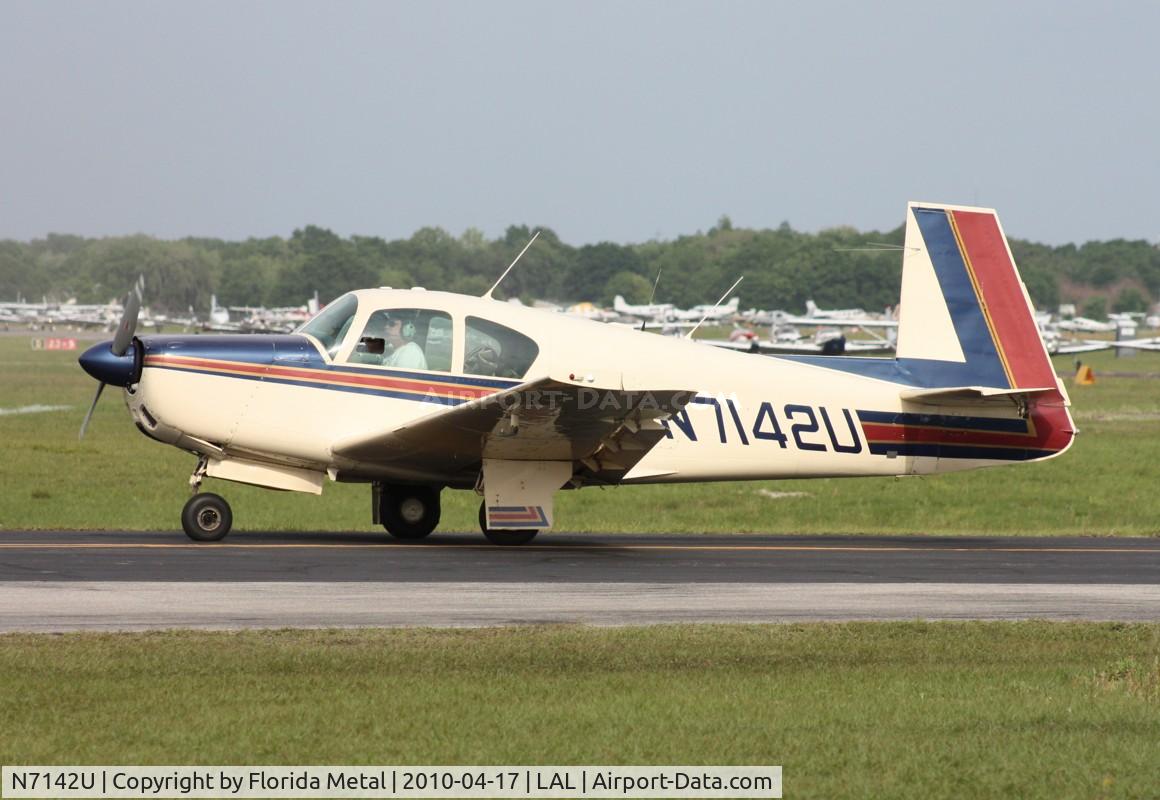 N7142U, 1964 Mooney M20E C/N 381, M20E