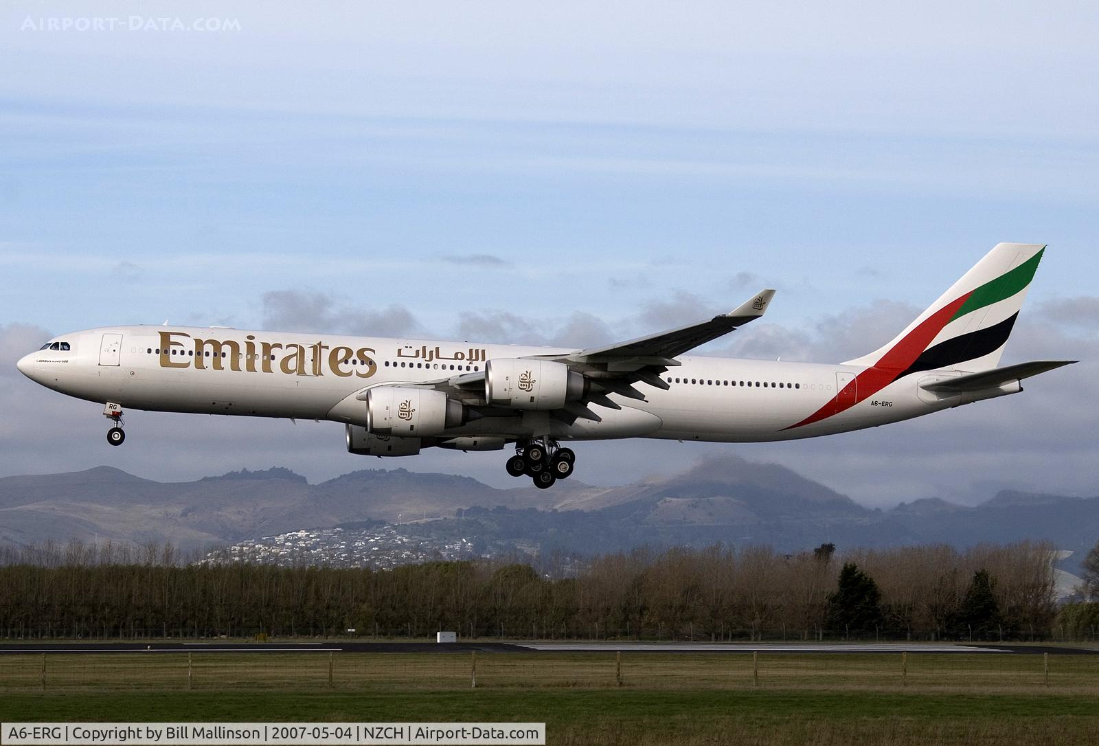 A6-ERG, Airbus A340-541 C/N 608, in to 02 as EK412 from SYD