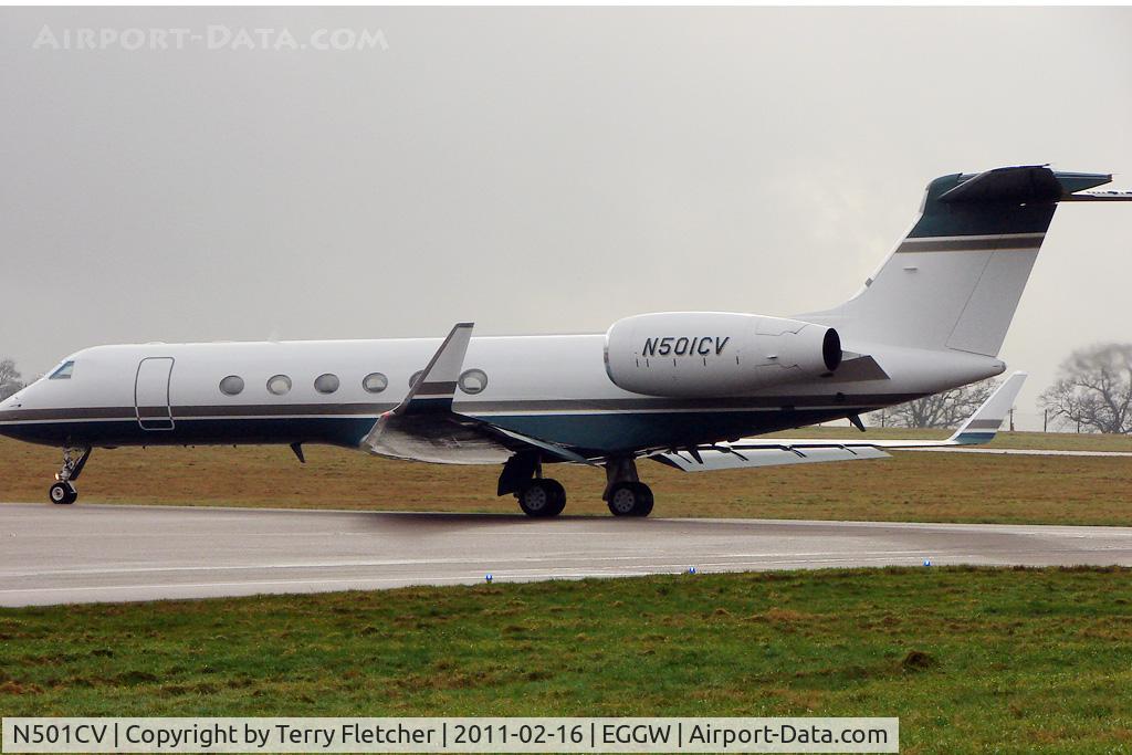N501CV, 2001 Gulfstream Aerospace G-V C/N 639, 2001 Gulfstream Aerospace G-V, c/n: 639 at Luton
