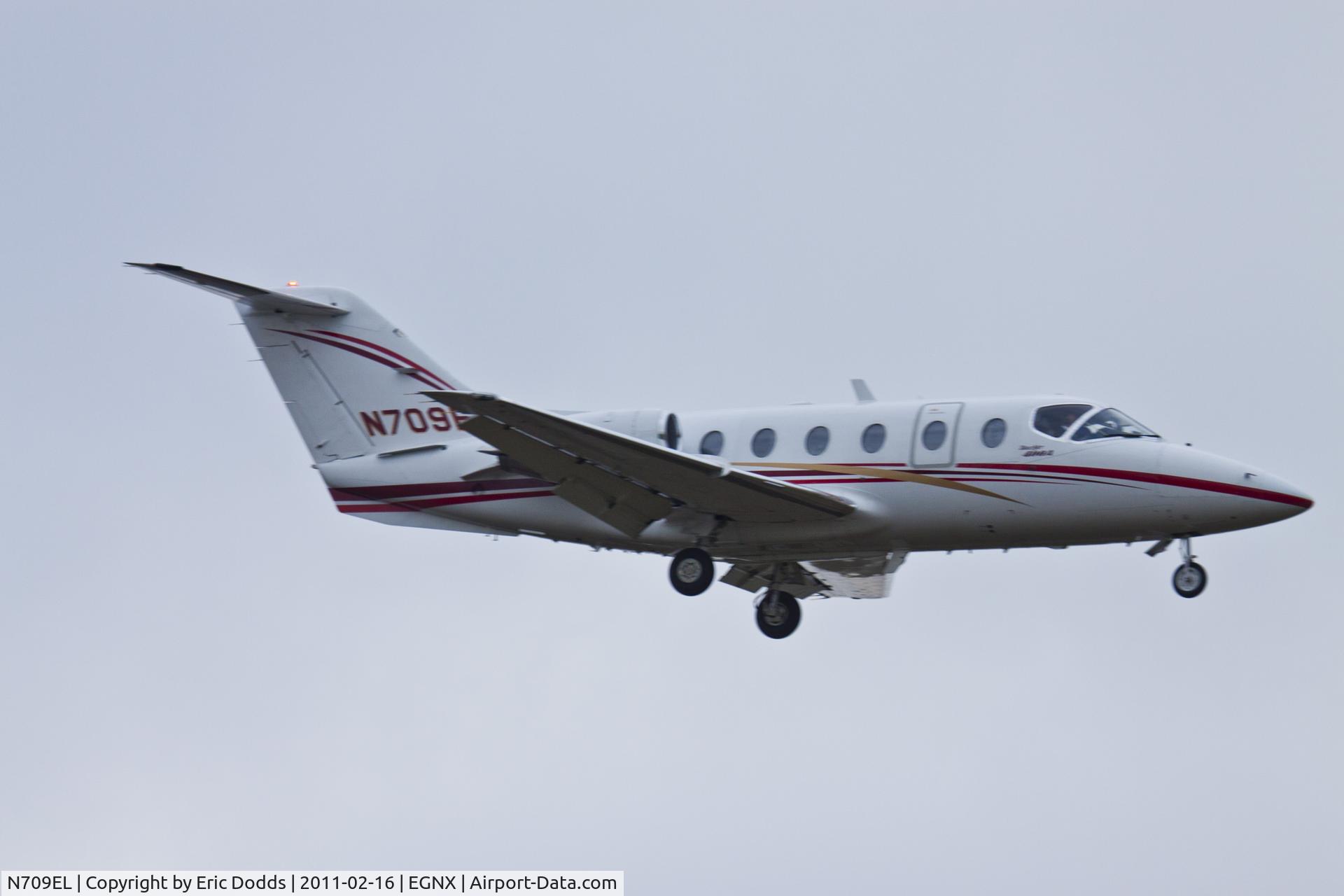 N709EL, 1992 Beech 400A Beechjet C/N RK-52, Landing at EMA