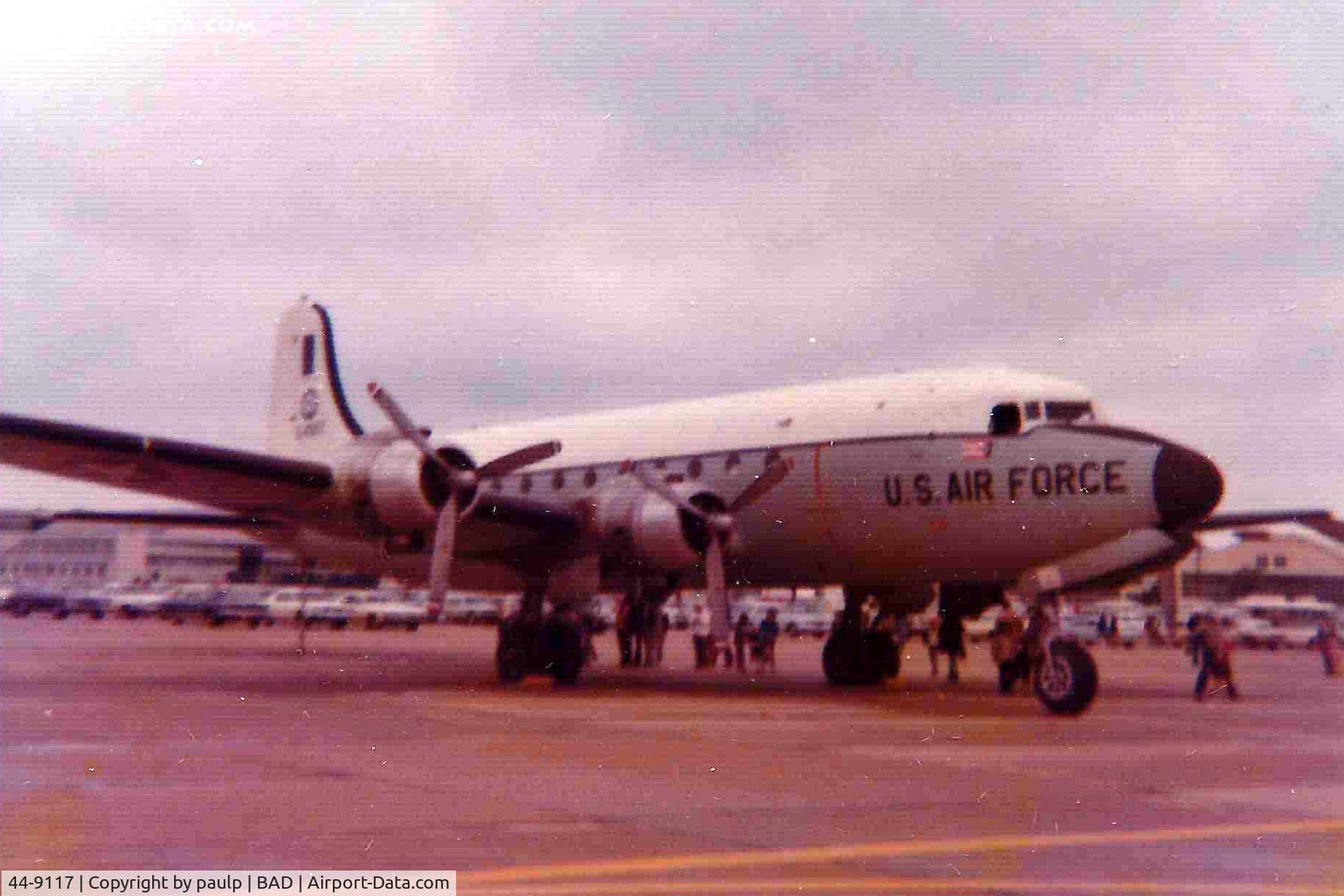 44-9117, 1944 Douglas C-54E Skymaster (DC-4) C/N 27343, Barksdale Air Force Base 