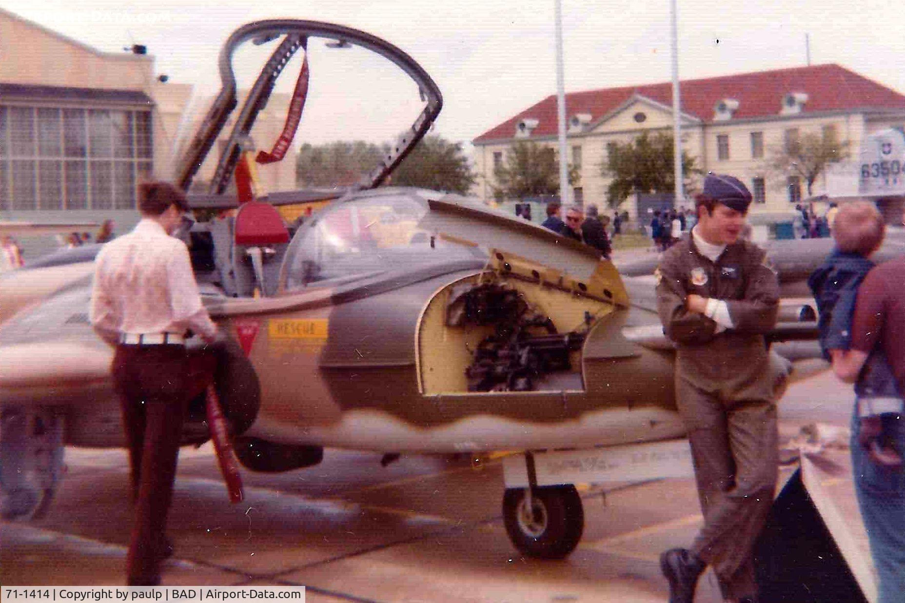 71-1414, 1971 Cessna OA-37B Dragonfly C/N 43414, Barksdale Air Force Base 