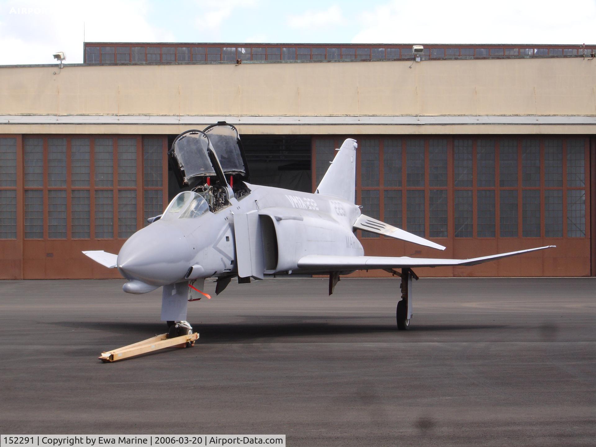 152291, McDonnell F-4N Phantom II C/N 1093, Hangar 111 and 110. JRF