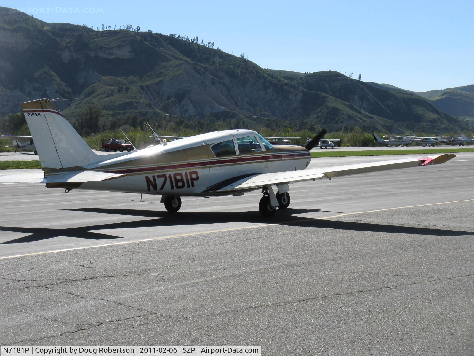 N7181P, 1960 Piper PA-24-250 Comanche C/N 24-2350, 1960 Piper PA-24-250 COMANCHE, Lycoming O-540-A1A5 250 Hp, taxi to Rwy 04