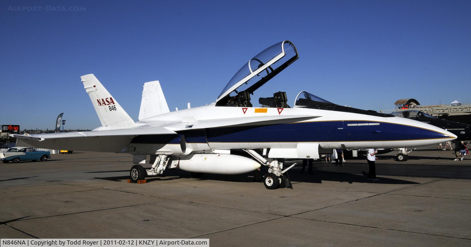 N846NA, McDonnell Douglas F/A-18B Hornet C/N 23, Centennial of Naval Aviation