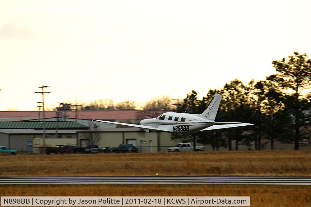 N898BB, 2008 Piper PA-46R-350T Malibu Matrix C/N 4692057, 2008 Piper PA46R-350T departing Cantrell Field.