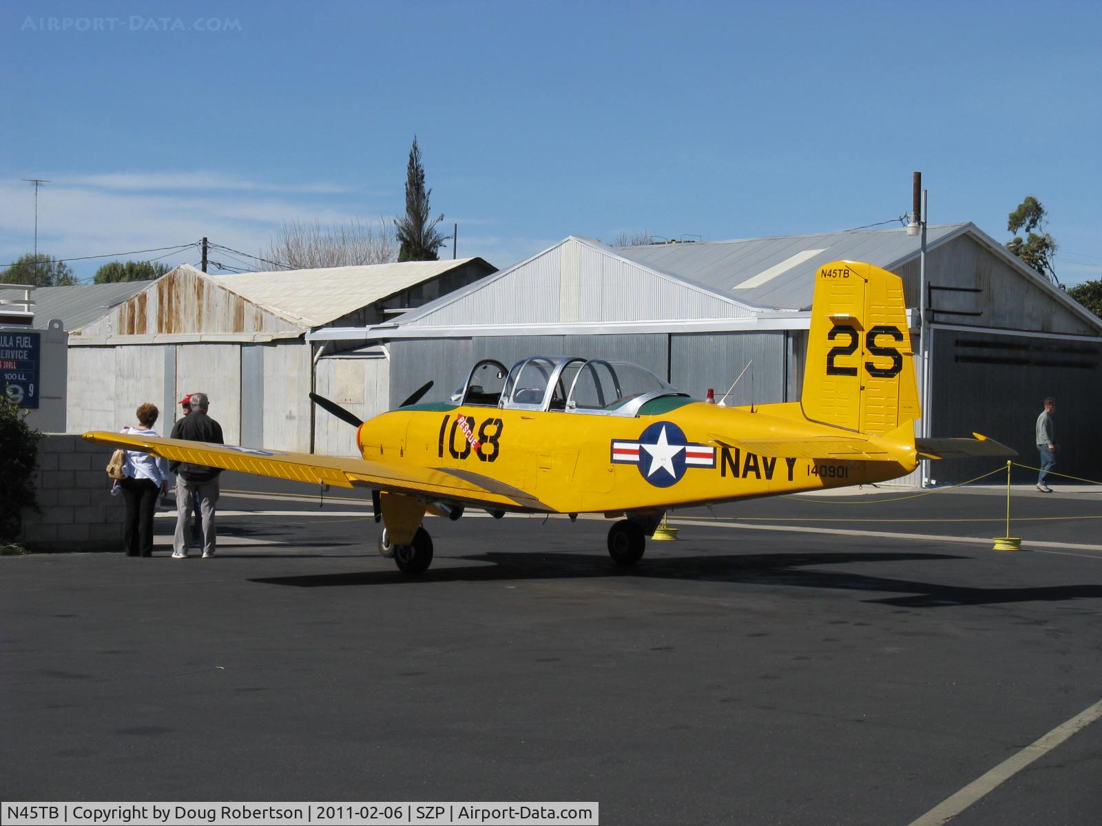 N45TB, 1956 Beech D-45 Mentor C/N BG-235, 1956 Beech D-45 as T-34B MENTOR, Continental O-470-13 225 Hp, refueling