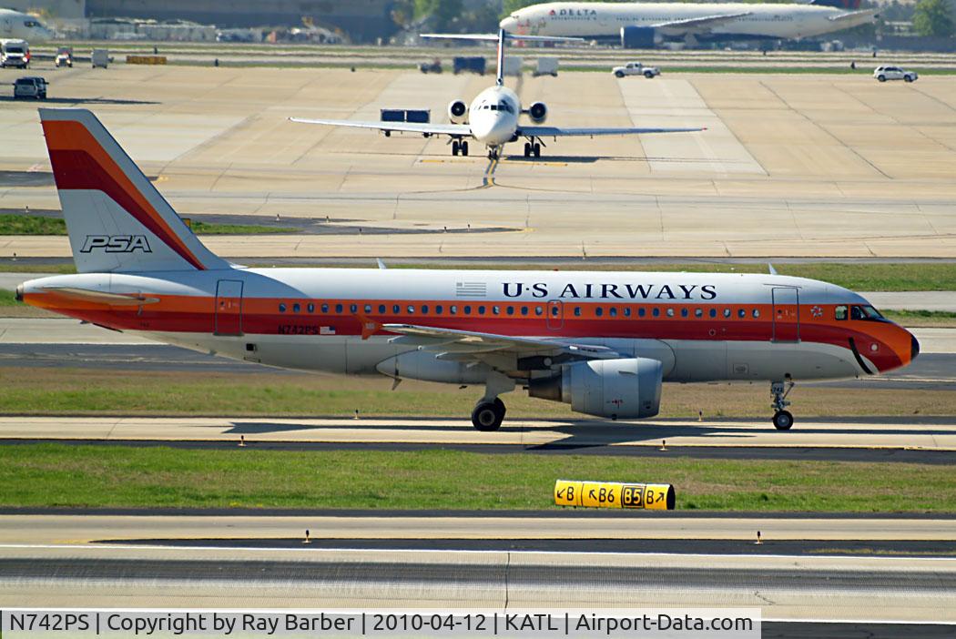 N742PS, 2000 Airbus A319-112 C/N 1275, Airbus A319-112 [1275] US Airways Atlanta~N 12/04/2010.