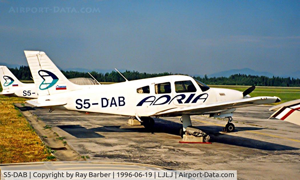 S5-DAB, Piper PA-28R-201T Cherokee Arrow III C/N 2803011, Piper PA-28R-201T Turbo Arrow III [2803011] Ljubljana~S5 19/06/1996 Adria Airways.