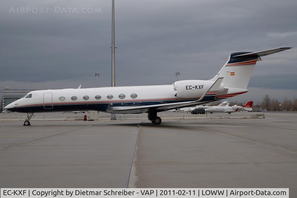 EC-KXF, 2008 Gulfstream Aerospace GV-SP (G550) C/N 5203, Gulftstream 5