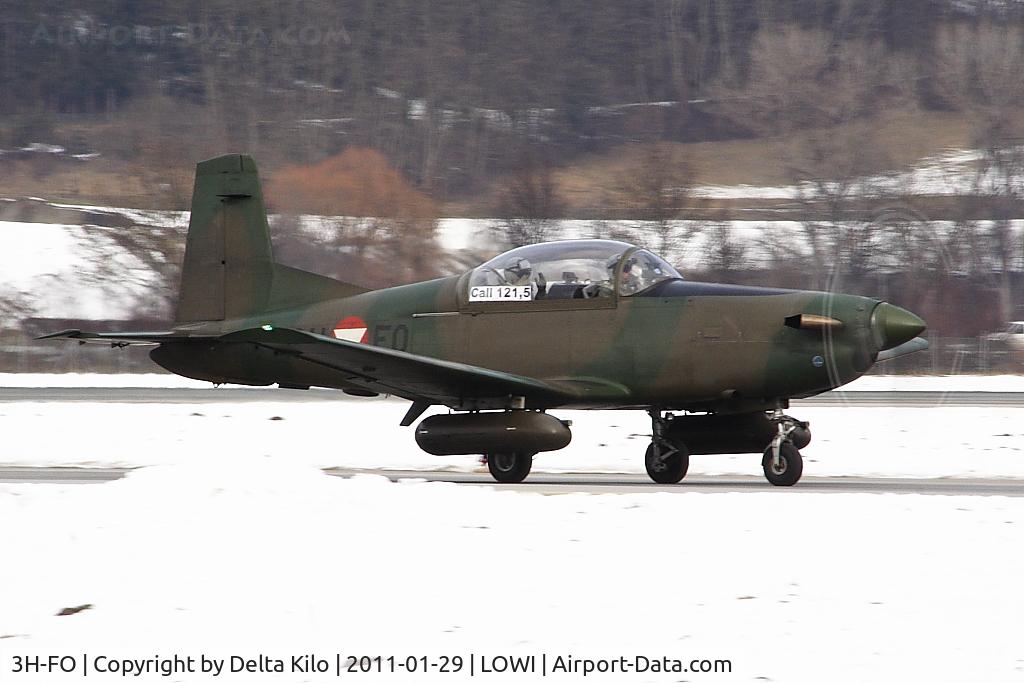 3H-FO, Pilatus PC-7 Turbo Trainer C/N 486, Austrian Air Forces
PC 7 arms with 2x 12.7 mm of machine gun M3P Browning in HMP-250 Pods of FN Herstal, 250 shots, total weight per Pod: 116 kg