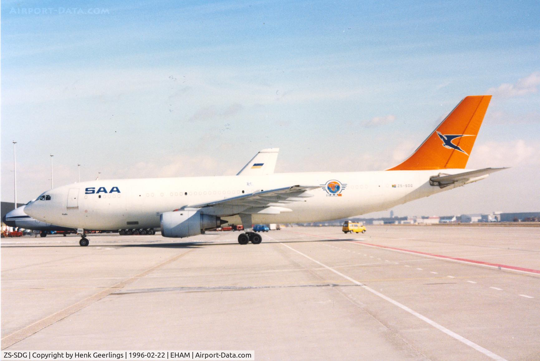 ZS-SDG, 1982 Airbus A300C4-203F C/N 212, SAA Cargo