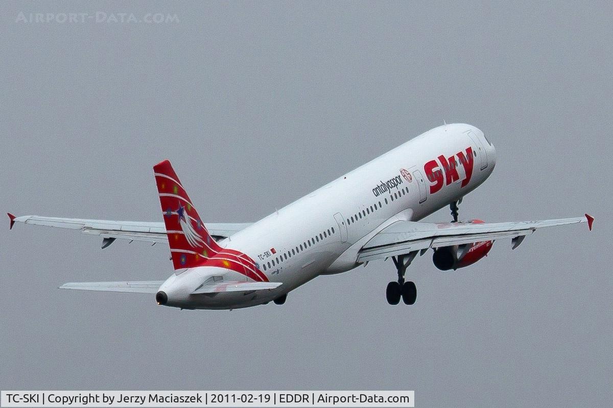 TC-SKI, 1998 Airbus A321-231 C/N 0811, TC-SKI_
Airbus A321-231