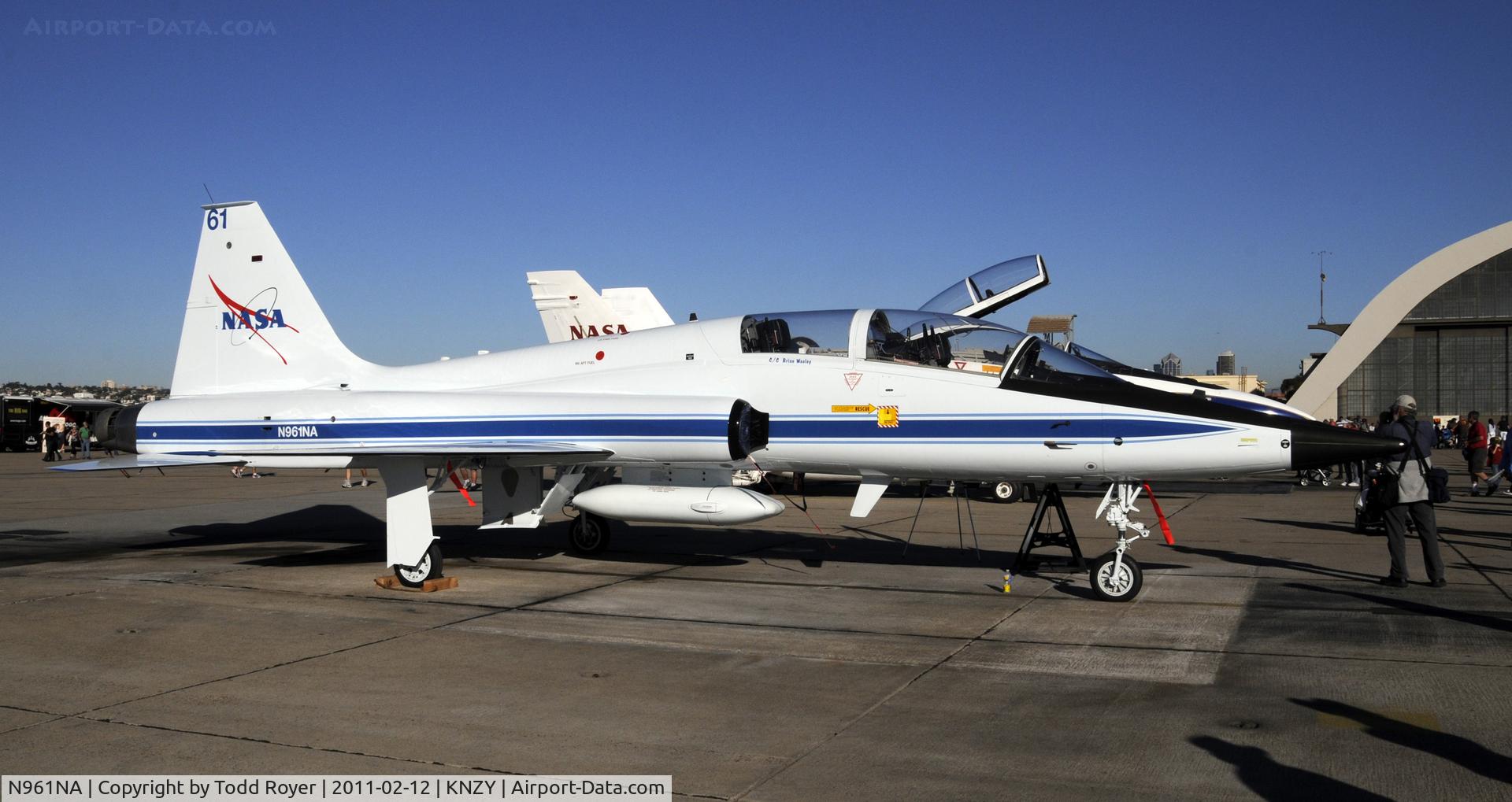 N961NA, 1974 Northrop T-38A C/N 70-1555, Centennial of Naval Aviation