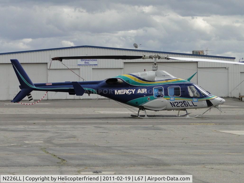N226LL, 1985 Bell 222UT C/N 47537, Parked in 