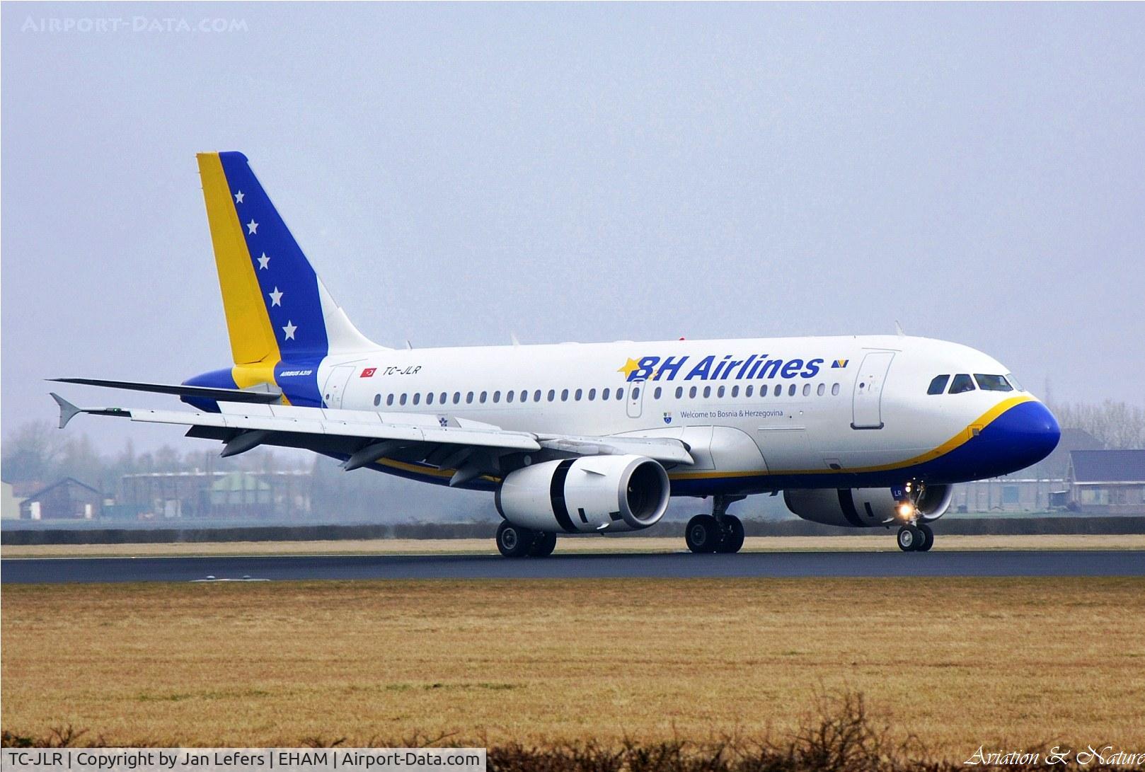 TC-JLR, 2007 Airbus A319-132 C/N 3142, Landing on the Polderbaan