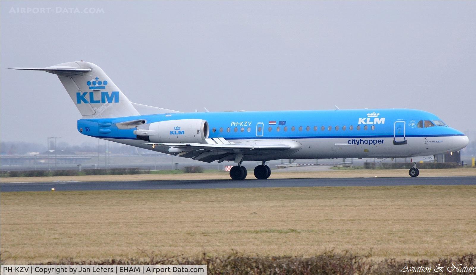 PH-KZV, 1995 Fokker 70 (F-28-0070) C/N 11556, Landing on the Polderbaan