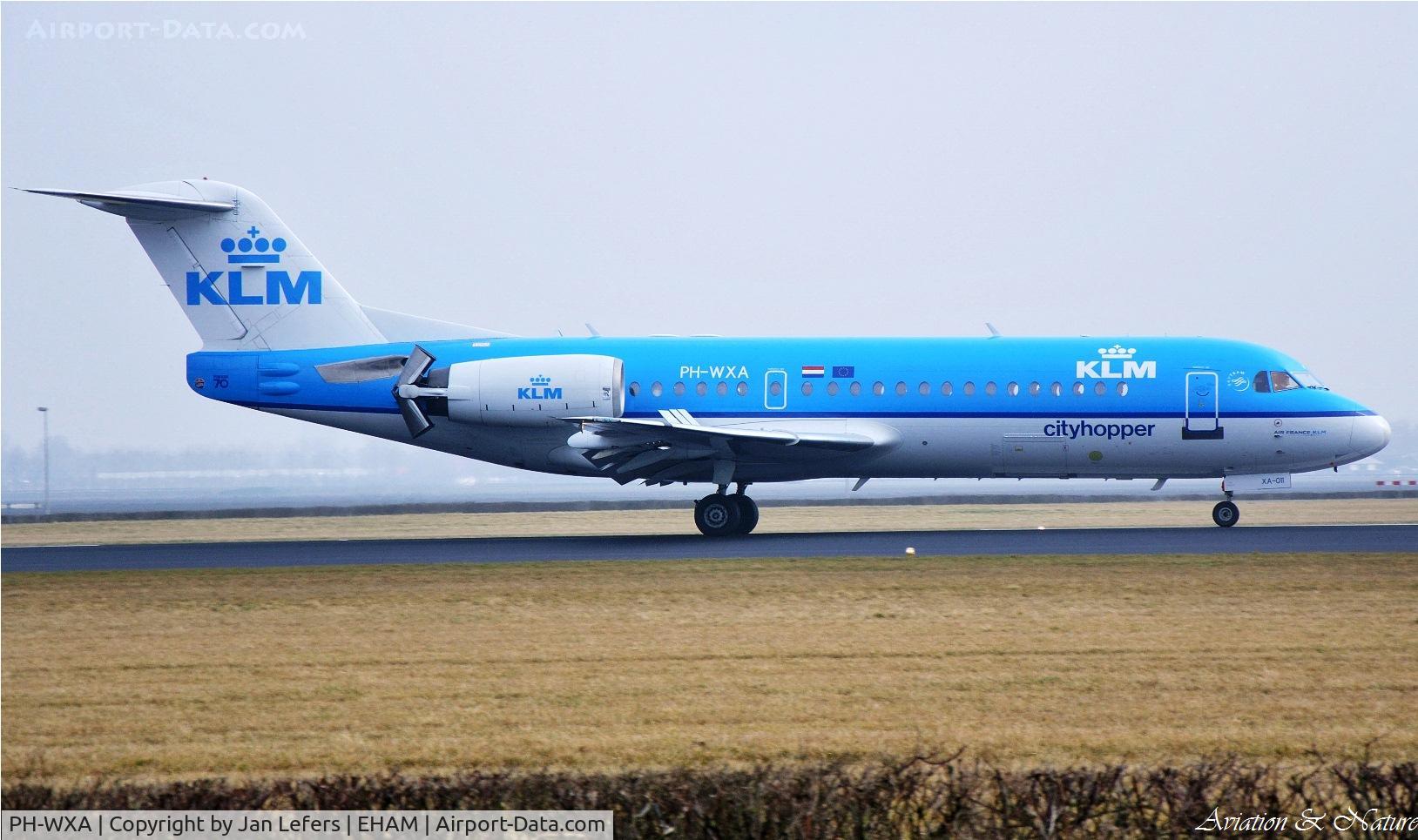 PH-WXA, 1996 Fokker 70 (F-28-0070) C/N 11570, Landing on the Polderbaan