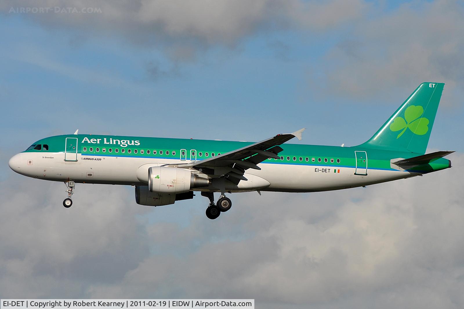 EI-DET, 2006 Airbus A320-214 C/N 2810, On short finals for r/w 28