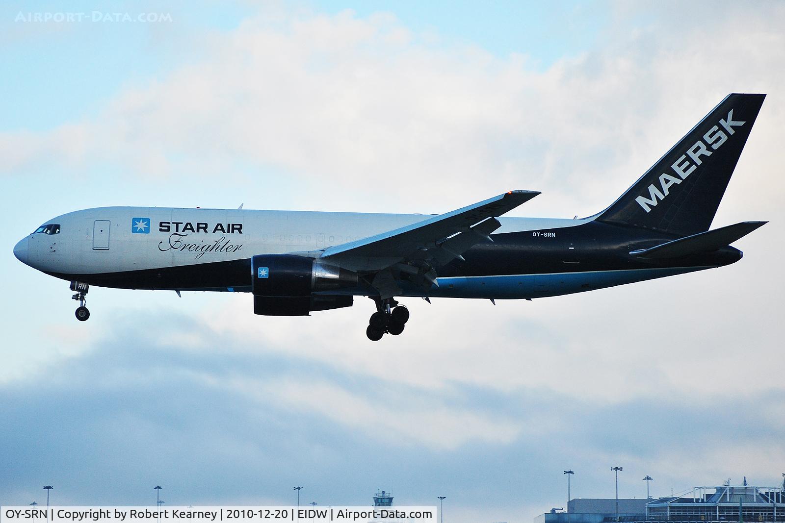 OY-SRN, 1985 Boeing 767-219ERF C/N 23326, On short finals for r/w 28