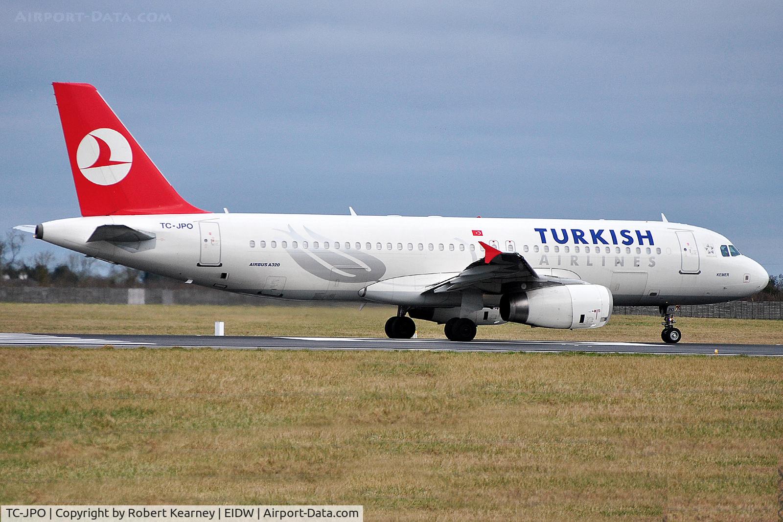 TC-JPO, 2008 Airbus A320-232 C/N 3567, Lining up r/w 10