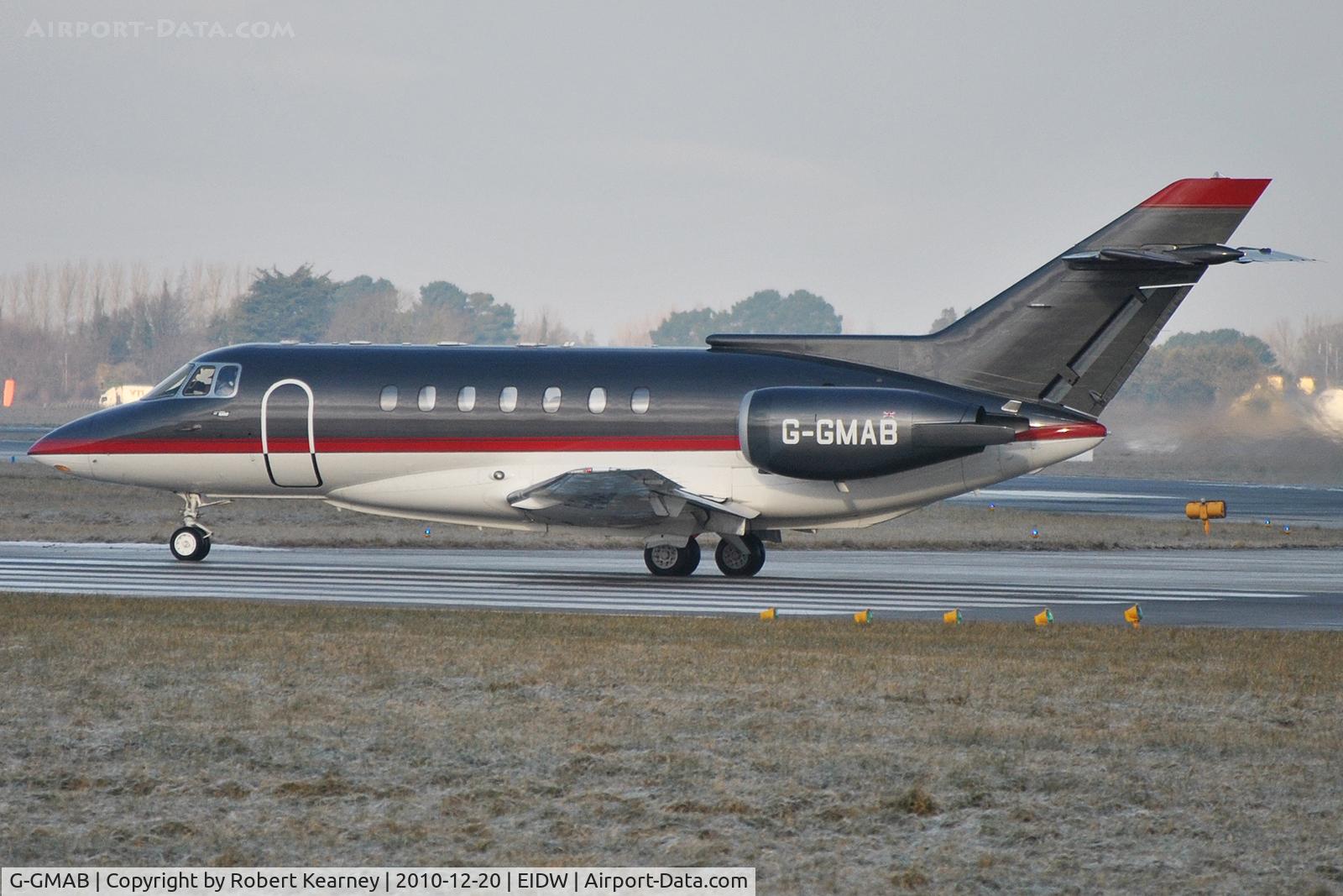 G-GMAB, 1993 British Aerospace BAe.125-1000B C/N 259034, Rolling on r/w 28