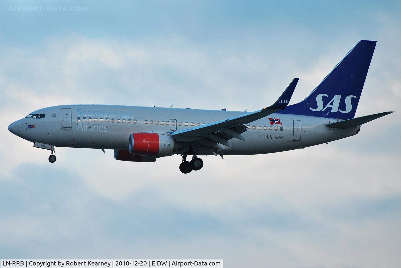 LN-RRB, 2007 Boeing 737-783 C/N 32276, On short finals for r/w 28